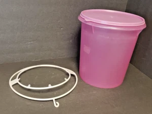 Vintage Tupperware Fuchsia Pink 9 Quart Storage Canister with Lid - Extra Large - Picture 1 of 7