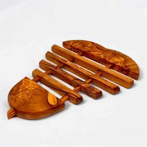 Handgefertigte Olivenholz Birnenpfanne Untersetzer Untersetzer - rustikaler Holz Birnen Topf Ständer 21 cm - Bild 1 von 7