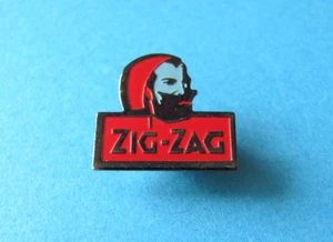 Vintage ZIG-ZAG Cigarettes Papers Advertising Pin Badge. - Picture 1 of 2
