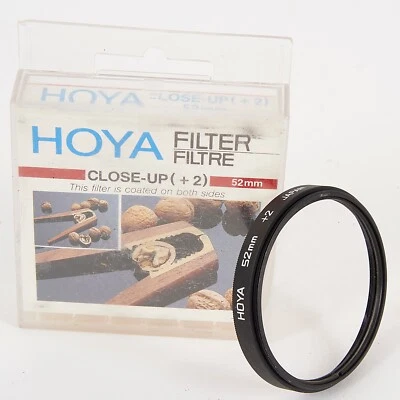 HOYA 52mm CLOSE-UP (+2)  GLASS FILTER In CASE #AC877 - Image 1 of 2