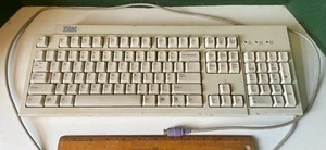 Tastiera vintage IBM KB-9910 PS/2, numero parte 37L2514 - Foto 1 di 5