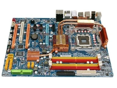 For GIGABYTE EP45-DS4 motherboard P45 LGA775 4*DDR2 16G ATX Tested ok - Image 1 of 3