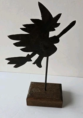 Bloque de madera rústica montado silueta de bruja de metal primitivo 12 pulgadas de alto nuevo Foto 1 de 4