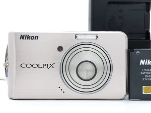 Nikon Coolpix S520 Light Bronze 8.0MP 3x Zoom Compact Digital Camera from Japan - Picture 1 of 15