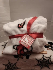 Christmas Hello Kitty Candy Cane Santa Faux Rabbit Fur Throw Blanket 50x70 - Picture 1 of 3