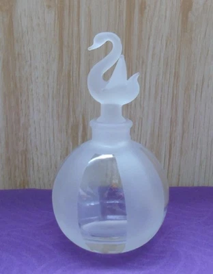 Vintage Frosted & Clear Perfume Bottle with Frosted Glass Figural Swan Stopper - Image 1 of 4