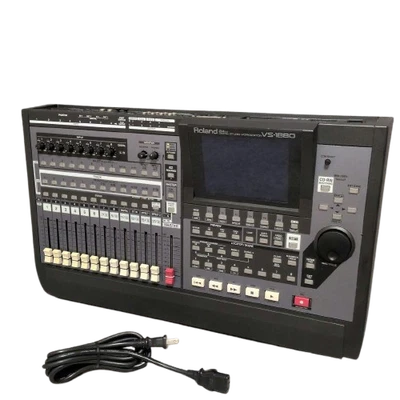 Roland VS-1880 Digital Multi-Track Recorder 8-In 2-Out 2FX System aus Japan - Bild 1 von 4