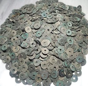 lot 100 pcs ancient chinese coins treasure found by metal detector - Picture 1 of 3