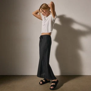 NWT'S $225 James Perse High Low Linen Skirt in Black Size 4/XL - Picture 1 of 7