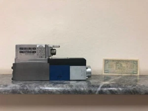 REXROTH 0811404143 4WRPE 6 W32SJ-2X/G24K0/A1M 4WRPE 6 W32SJ-20/G24K0/A1M - Picture 1 of 3