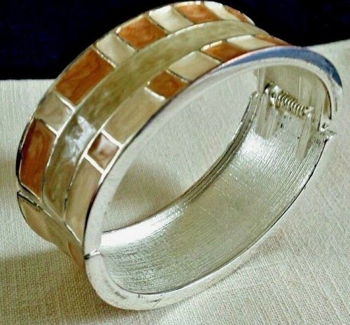 OFF WHITE Bracciale braccialetto vintage smalto beige e bianco sporco grosso blocco colore largo morsetto