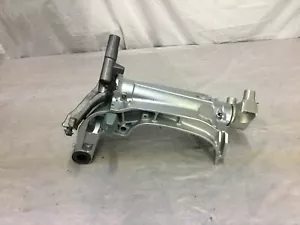 SWIVEL BRACKET, SHAFT ASSY HONDA BF60A 50201-ZZ3-000ZA, 50514-ZZ3-000ZA (HON11) - Picture 1 of 9