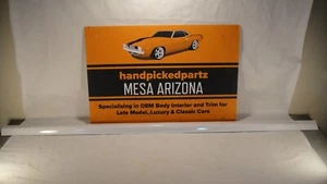 1995-1999 OEM BUICK RIVIERA RH DOOR TRIM MOLDING #25557280 - WHITE - Picture 1 of 14