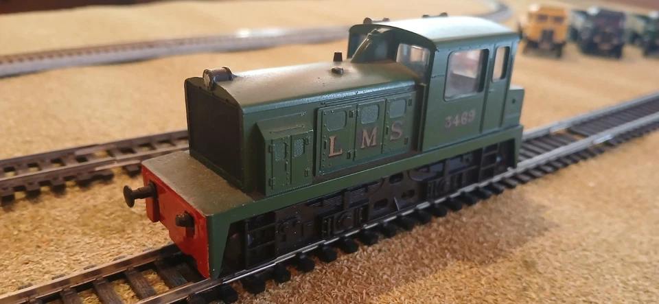 LIMA SHUNTER DIESEL LMS 0-4-0 No.3469  GREEN - 00 GAUGE - Image 1 of 4