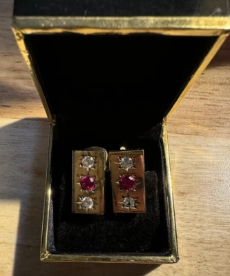 ANTIQUE, 9CT YELLOW GOLD, RUBY & CZ CUFFLINKS, RECTANGLE DESIGN, 15.7gs - Image 1 of 4