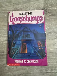 Goosebumps #1 Welcome To The Dead House RL Stine - Picture 1 of 5