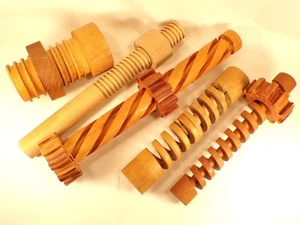 Folk Art Hand Made Wood Screw Bolt Gear Whirligig Art Decor Lot - Picture 1 of 8