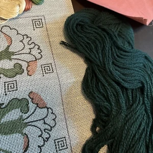 Village Needlecraft Needlepoint checkbook cover, yarns supplies Persian And DMC - Picture 1 of 6