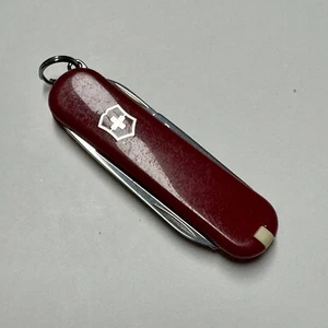 Swiss Army Knife Victorinox 58mm Classic SD Pocket Knife Red FREE SHIPPING - Picture 1 of 8