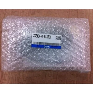 1 Stück Neu SMC ZSE40A-01-R-X501 Drucksensor Kostenloser Versand - Bild 1 von 2
