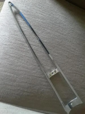 CHRYSLER IMPERIAL 1964 1965 1966 LUZ TRASERA DERECHA BISEL 2480832 MOLDURA 219 OEM limpio Foto 1 de 4