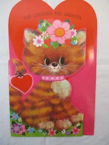 Tarjeta de San Valentín abuela abuelo gato flores de corazón - Imagen 1 de 15