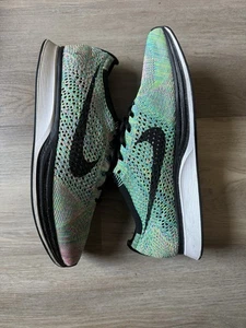 Nike Herren Flyknit Racer 526628-304 Mehrfarbig Laufschuhe Turnschuhe Größe 9 EUC - Bild 1 von 6