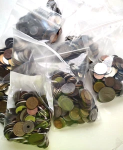 Mixed Lot of 100 Assorted Foreign Coins some silver. Free shipping. - Picture 1 of 8
