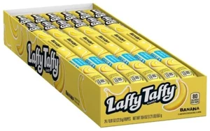 24 cuerdas con sabor a plátano Laffy Taffy dulces americanos 22,9 g caramelo americano - Imagen 1 de 3