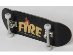 Fire Decks Griffbrett Hochwertig Holz Deck Lager Räder Schaumstoff Grip Tape Tech - Bild 1 von 6