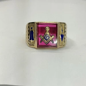 MASONIC FRATERNAL RED STONE ENAMEL - 10K YELLOW GOLD SIZE 10 RING (J1375) - Picture 1 of 8
