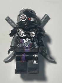 LEGO Ninjago General Cryptor Minifigure njo0221 70596 With Katanas