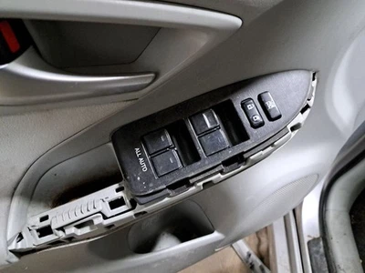 Interruptor de ventana de puerta delantera del lado del conductor LH 2012 Prius Sku#4261655 Foto 1 de 4