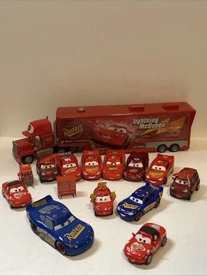 Disney Pixar Lightning McQueen Rust-eze Lot , Die-cast Cars Hauler Playset READ - Image 1 of 4