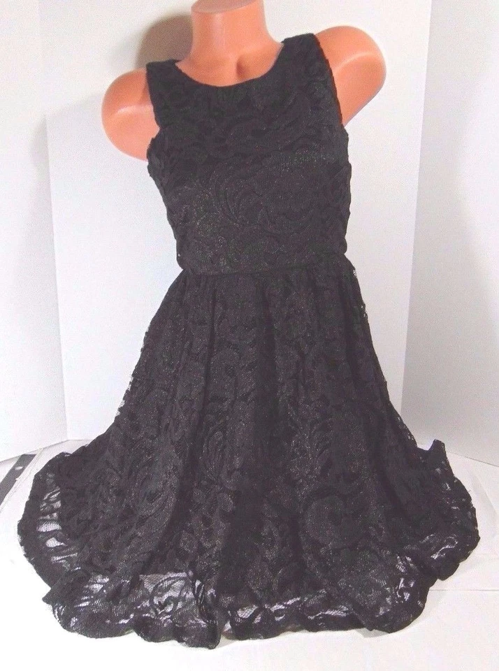 Vestido negro pequeño con encaje sin mangas soprano para dama talla pequeña nuevo con etiquetas Foto 1 de 4