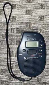 Sony ICD-30 Handheld Digital Voice Recorder - TESTED & WORKS  - Picture 1 of 2