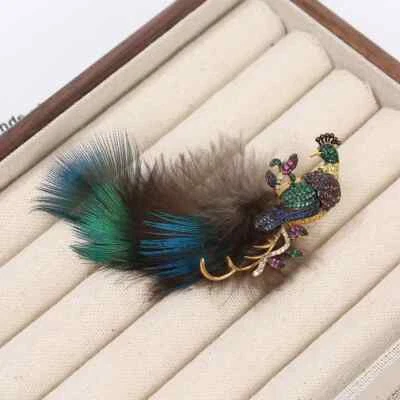 women new rhinestone feather peacock brooch exquisite accessories pin corsage - Image 1 of 4