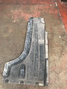 BMW X3 X4M F97 F98 G01 G02 BAJO PANEL DE CARROCERÍA BAJO ESCUDO CUBIERTA LADO DERECHO 7394746 - Imagen 1 de 6