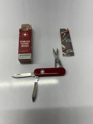 Navaja de Bolsillo WENGER Ejército Suizo Roja Presidente de la Junta (retirada) #16929 Foto 1 de 4