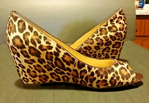 Ivanka Trump Leela Wedge Heel Shoe Leopard Print Cow Hair Size 10M - Picture 1 of 8