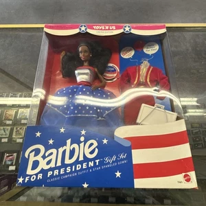 Barbie 1991 African American for President #3940 Toys R Us Puppe Neu Geschenkset - Bild 1 von 24
