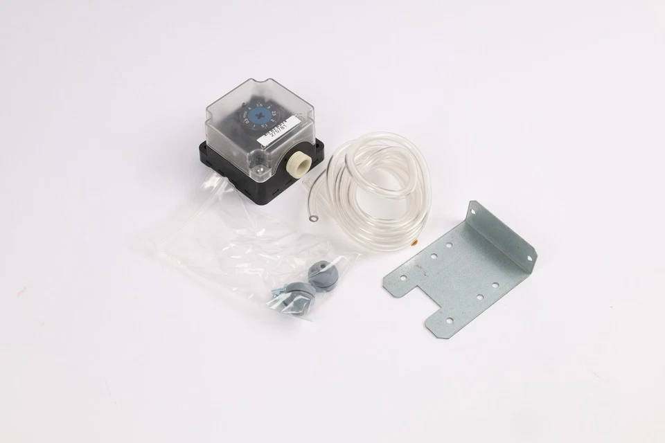 NEW, JOHNSON CONTROLS  P233A-4-AHC  [24 MONTHS WARRANTY] - Bild 1 von 1