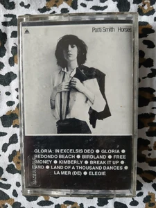 PATTI SMITH - Horses - Cassette - 1988 reissue - Germany - Arista - Picture 1 of 8