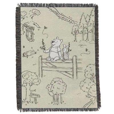 NUEVO Tapiz Manta Disney 48”x60” Winnie the Pooh Clásico Dibujo Tiro Foto 1 de 4