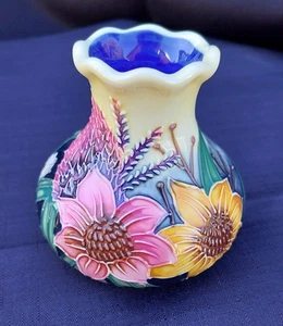 Colourful Old Tupton Ware Floral Hand Painted Bud Vase - Picture 1 of 17