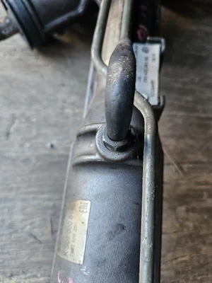 1993-2001 Volkswagen Eurovan 2.5 Steering Gear Rack Pinion 701422055J OEM Used - Image 1 of 4