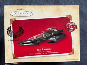 HALLMARK 2003 STAR TREK NEMESIS LO SCORPIONE ORNAMENTO - Foto 1 di 2
