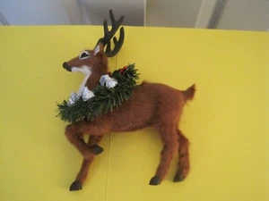 Byers Choice Xmas reindeer with Hersey Kiss wreath 6”x 9”  - $95.95 - Picture 1 of 4