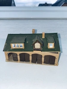 Vollmer Warehouse Fire Station Repair Tunnel House Western Germany Train Set Toy - Picture 1 of 8