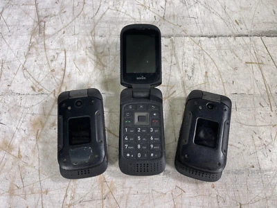 SONIM XP3800 4G LTE RUGGED FLIP CAMERA PHONE - VERIZON 8GB - (LOT OF 3) - Image 1 of 4